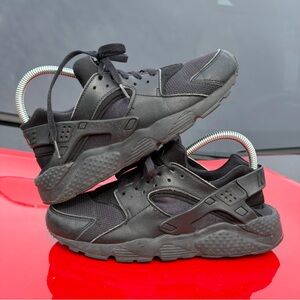 Nike Air Huarache Run Unisex Size 6.5Y Black Athletic Running Shoes Sneakers